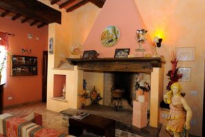 Lastminute Ognissanti in Country House con ristorante tra Todi e Perugia