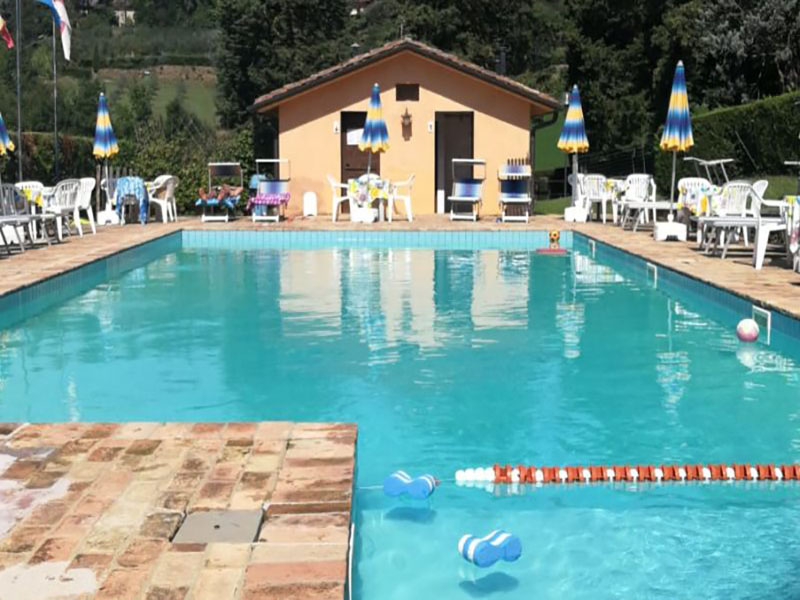 Il Bivio, agriturismo con appartamenti vacanza con piscina