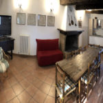 Appartamento-con-camino-per-gruppi a Montefalcoin-Umbria