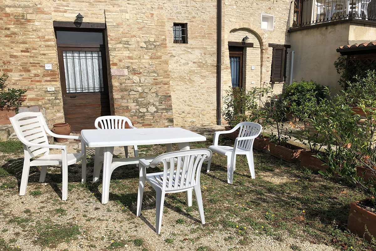 Bella vista Appartamento-in-agriturismo-in-Umbria-con-esterno e piscina